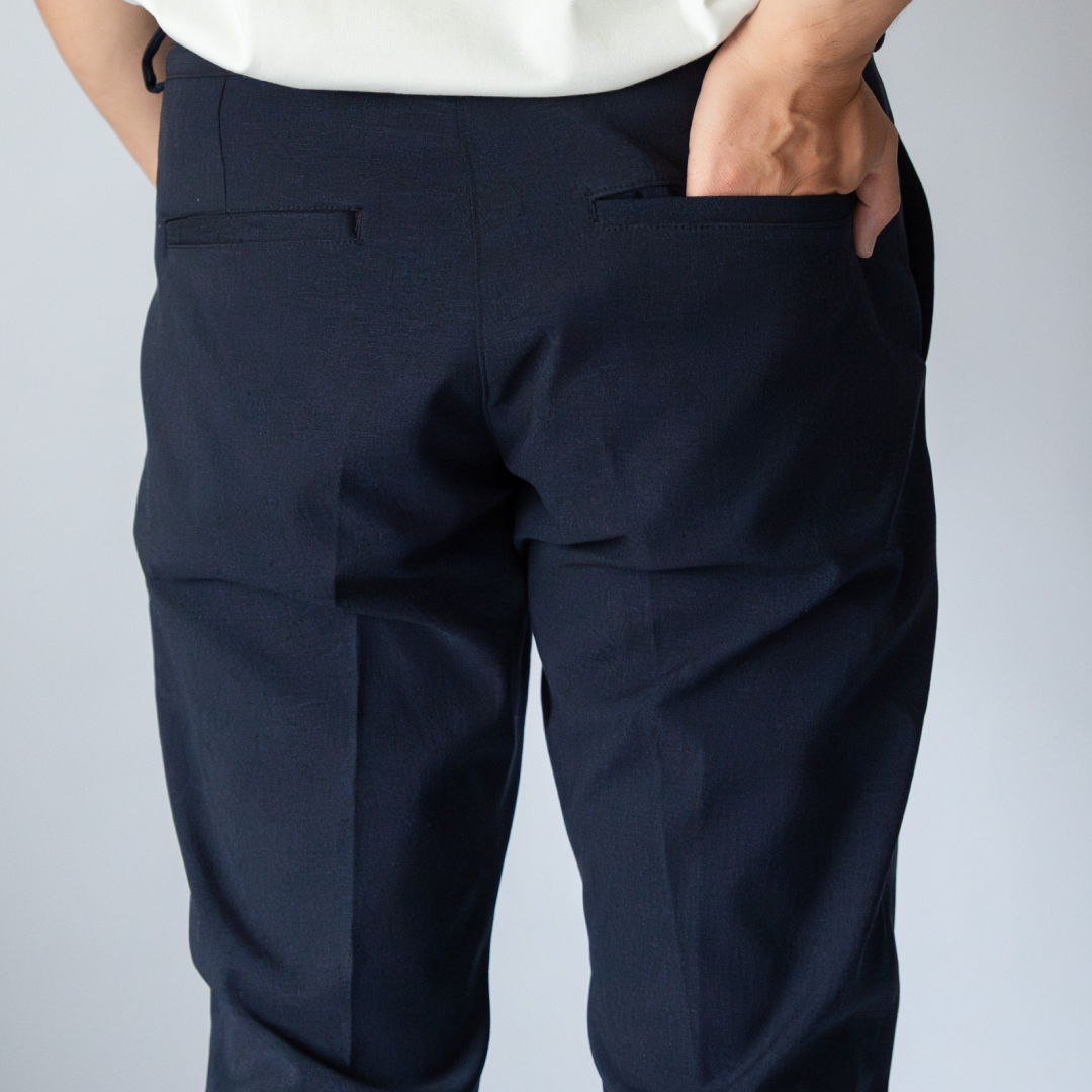 【着たくないのに毎日着てしまう】キタキテスラックス/ダークネイビー