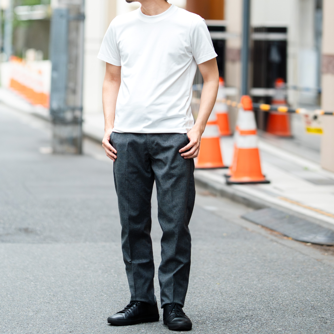 【着たくないのに毎日着てしまう】キタキテスラックス/グレー